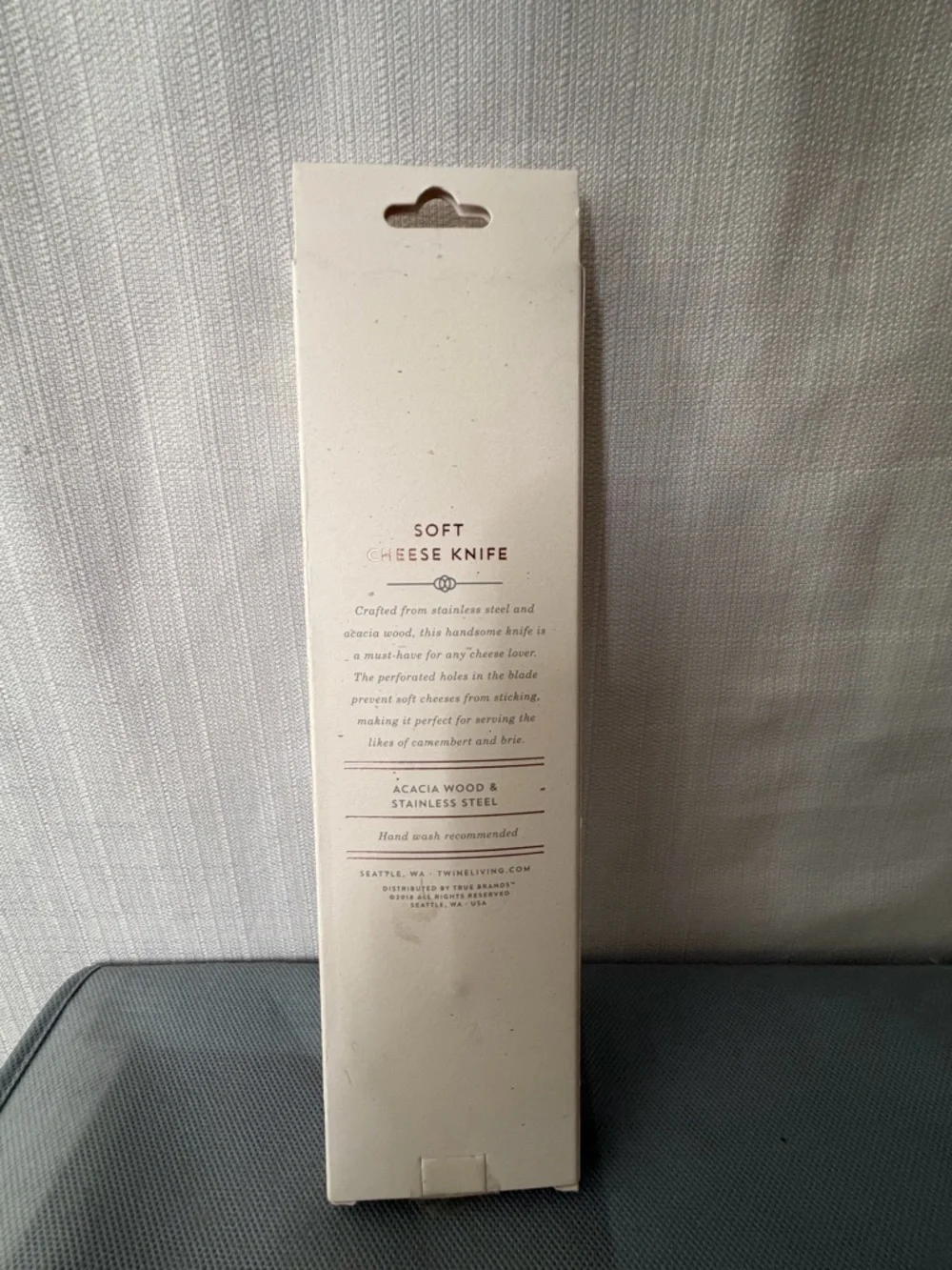 Twine Living Soft Cheese Knife Acacia Wood Stainless Steel New(F150),